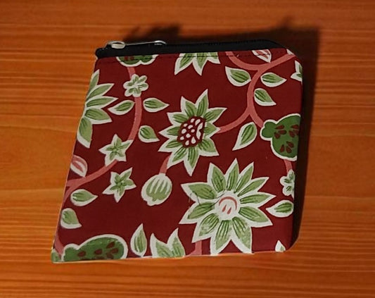Mini Treasure-Blended Floral Coin Purse