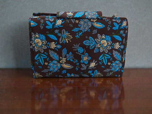 Neel Vannam 6-Pocket Clutch Pouch