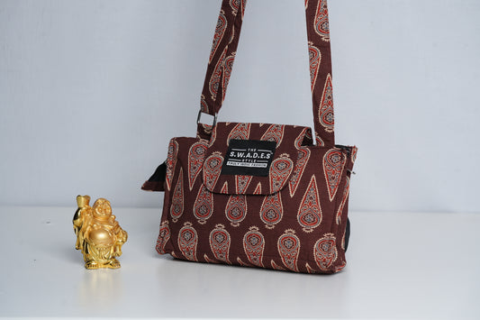 Brown Paisley Charm 4-Pocket Sling Bag
