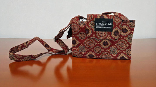 Saṅkamam Rangoli 4-Pocket Sling Bag