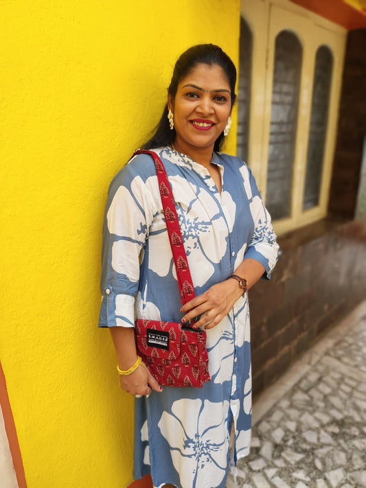 Rust Leaf 4-Pocket Sling Bag