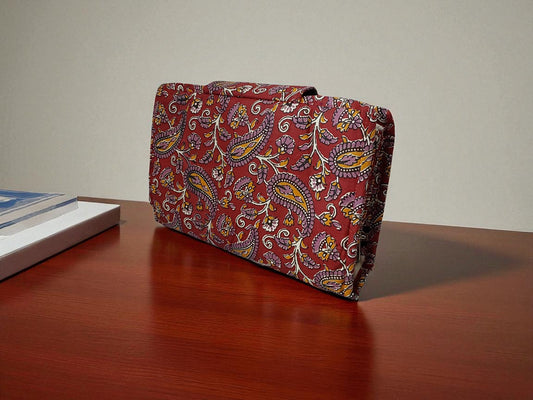 Cyra Bloom – 6-Pocket Clutch Pouch