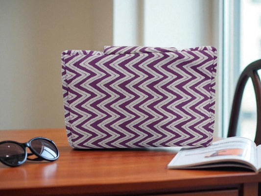 Leheriya Wave 6-Pocket Clutch Pouch