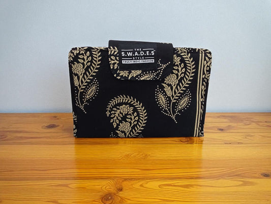 Ziba 6-Pocket Clutch Pouch