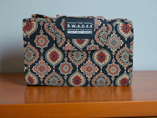 Heritage Charcoal Motif 6-Pocket Clutch Pouch
