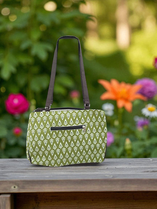 Pine Grove – Nature-Inspired 3-Compartment Tote Bag