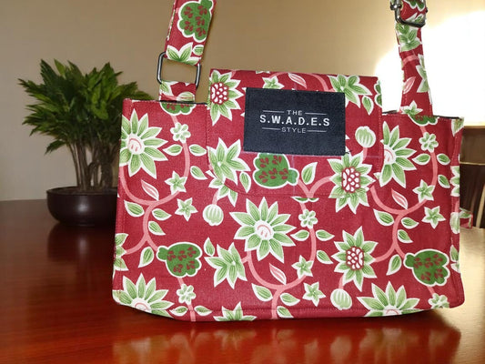 Red & Green Blended Floral 4-Pocket Everyday Sling Bag