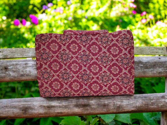 Brown Radiance 6-Pocket Clutch Pouch