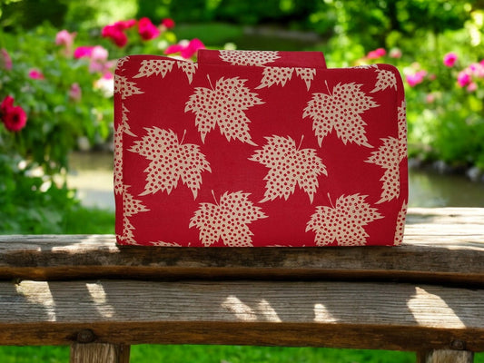 Elegant Red Leaf Print 6-Pocket Clutch Pouch