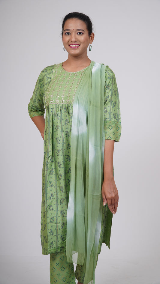 Naira Splendor: Luxe Rayon Salwar Kameez Set with Chiffon Dupatta