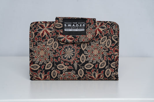 Black Mandal 6-Pocket Clutch Pouch