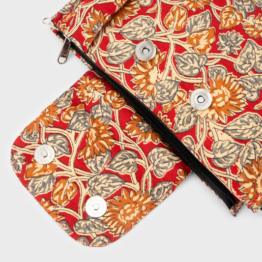 Botanic Rust – 4-Pocket Cross-Body Bag