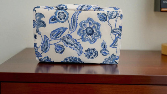 Mandovi Azul – 6-Pocket Clutch Pouch